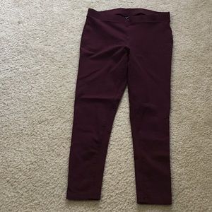 Maroon leggings